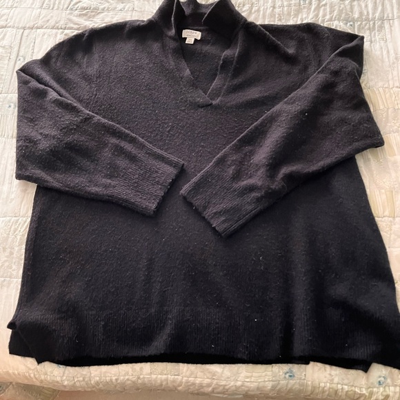 J. Crew Factory Sweater Polo in Extra Soft Yarn Black 2X (16/18) EUC - Picture 1 of 8